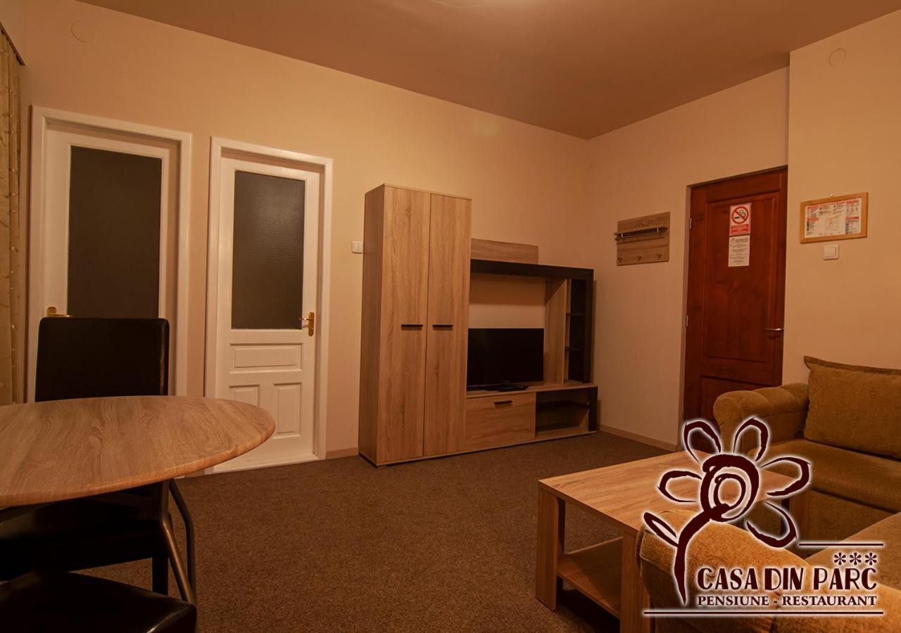 Guest house Casa Din Parc