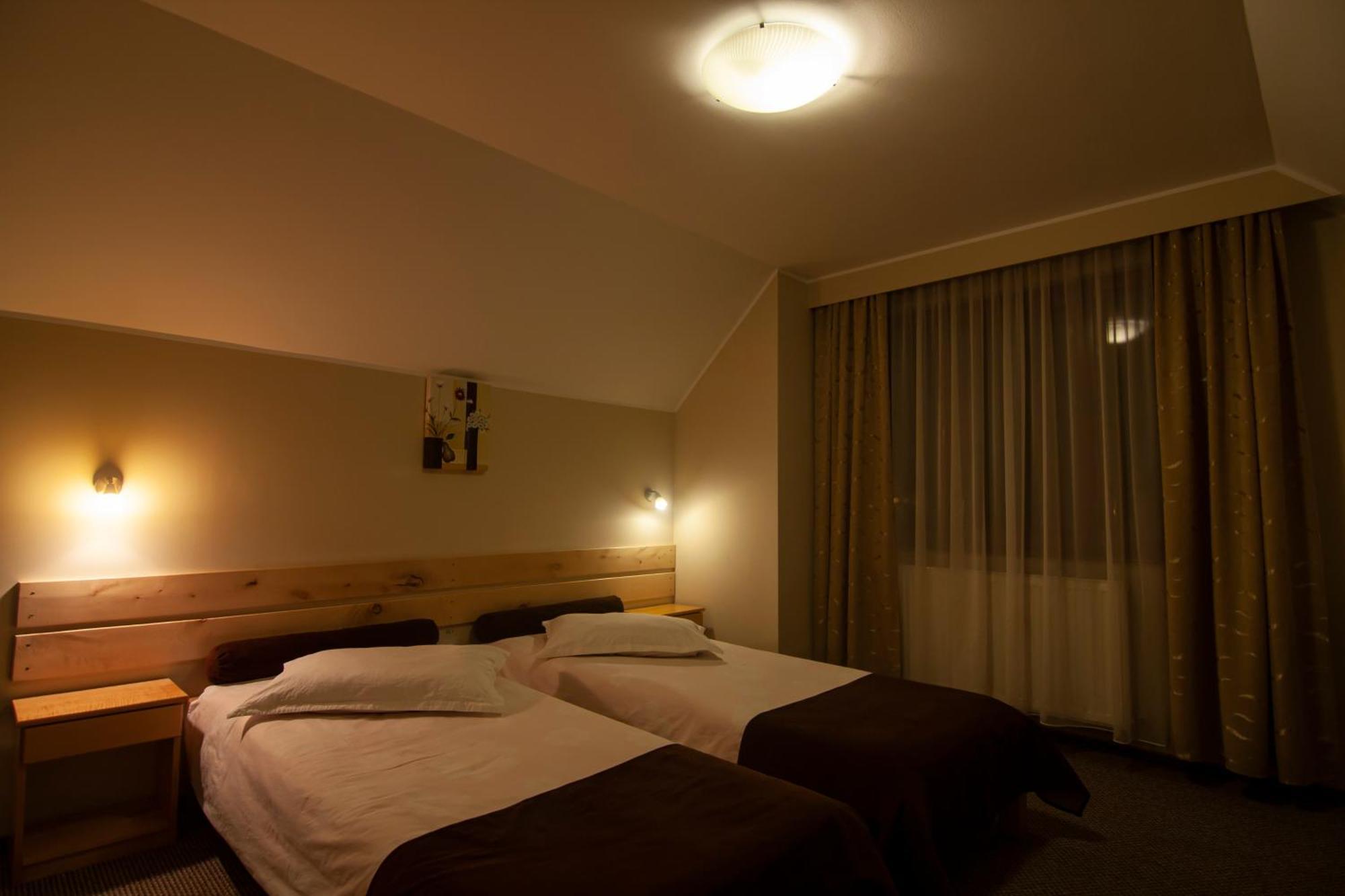 Casa Din Parc Guest house *