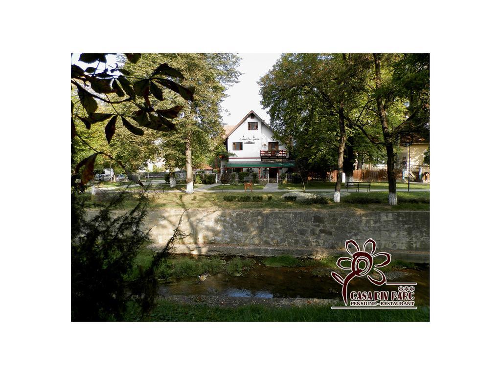 Guest house Casa Din Parc